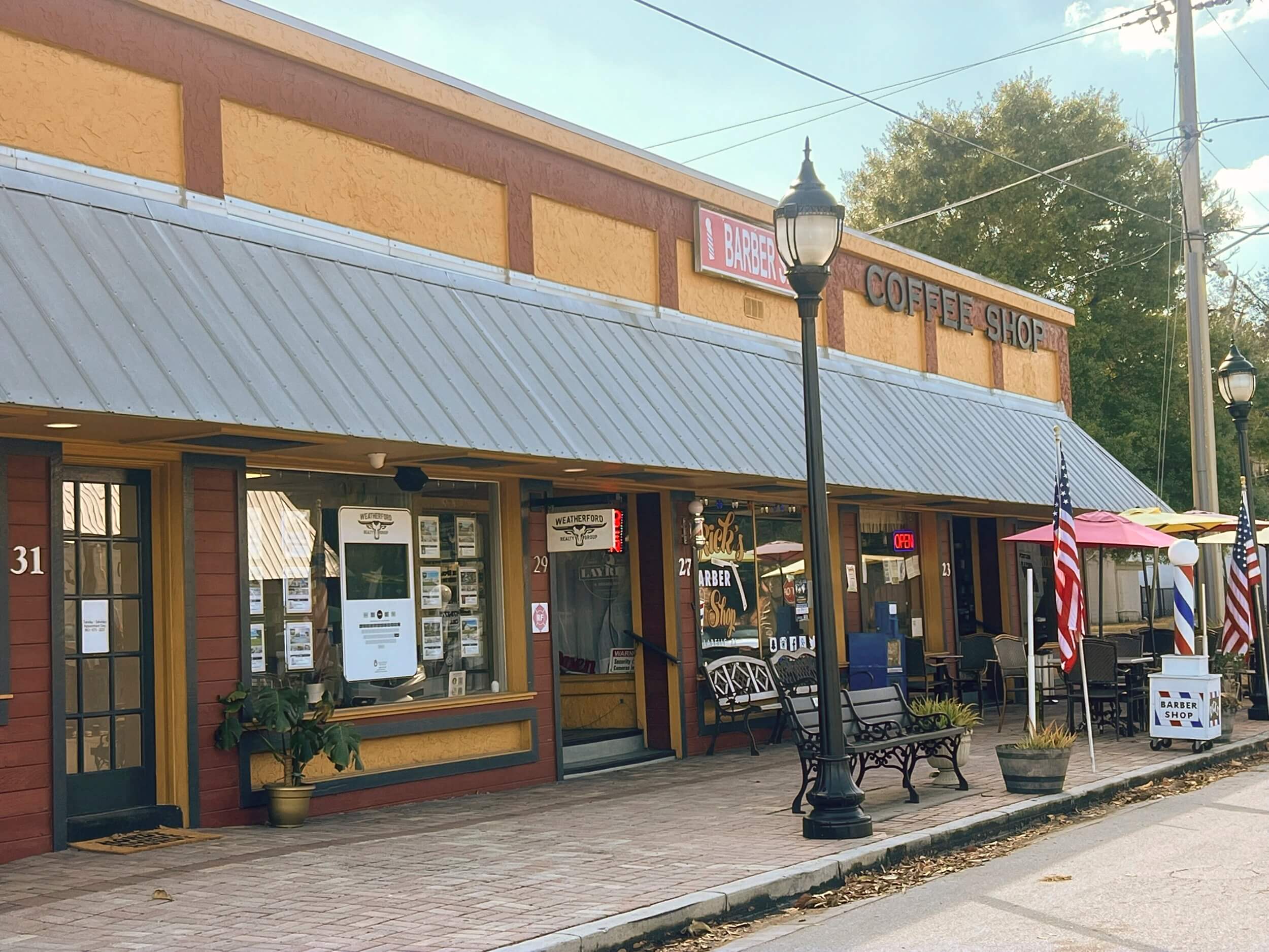 Shops and cafes on Main Street in LaBelle, Florida